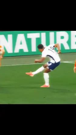 Ollie Watkins 🏴󠁧󠁢󠁥󠁮󠁧󠁿
