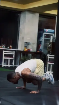 GYM DARK