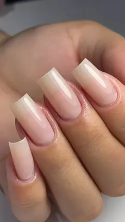 transition nails💅🏻