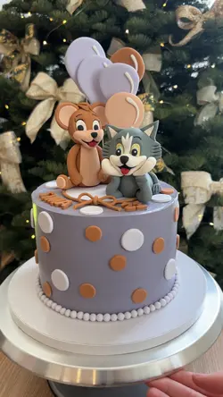 Cake decoration