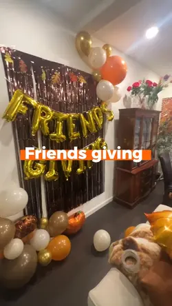 Friends giving 