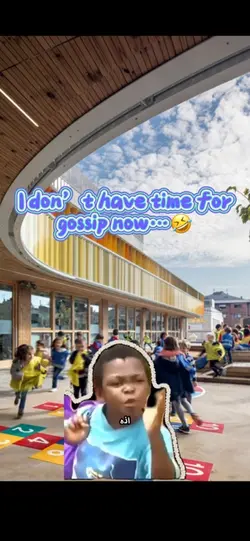 No time for gossip🤣