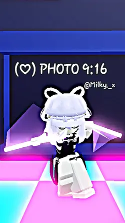 - Twitch .