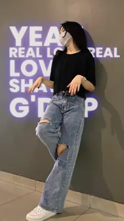 Background Lirik