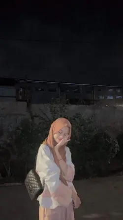 <3