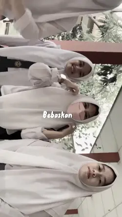 Warnai bintang