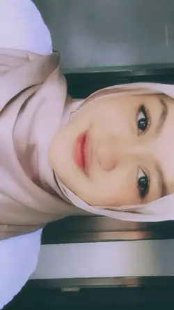 <3