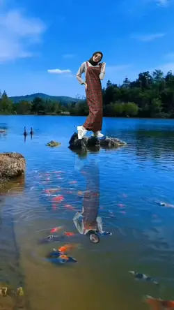 Bayangan diair