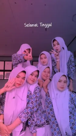 Lulus sekolah