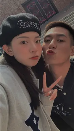 1vd+5ảnh~màu