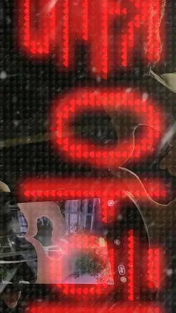 핸드폰을 가로로 돌려주세요!