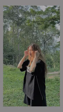1 ảnh + màu