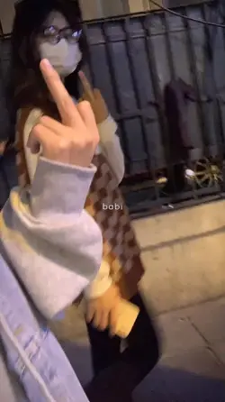 Mẫu 2 ảnh