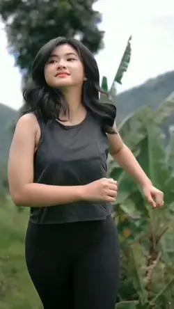 Versi Dinda Azanni