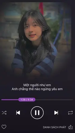 Mẫu 1 ảnh mp3 +lyric