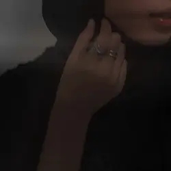 dark blur 