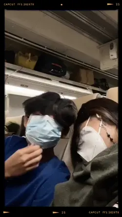 5 VIDEO COUPLE