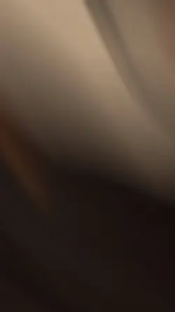 なんで君なんだ