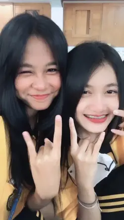 KNAOM SAY😎