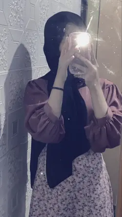 mirror selfie