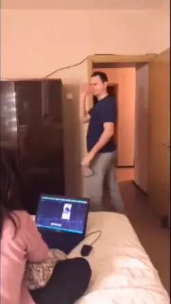 Mẫu hù doạ troll