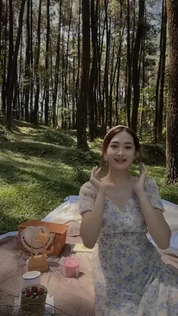 1 video + 2 foto 