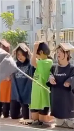 mẫu buồn 