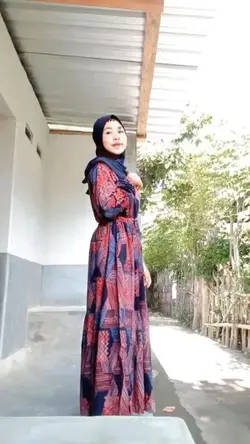 pakek 2 foto berbeda