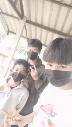 กระพริบรั่วๆ