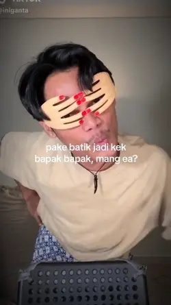 COWO PAKE BATIK