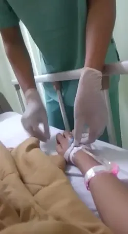 prank sakit 