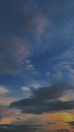 Yakap sa Dilim