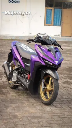 Motor X Orang nya