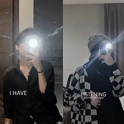MIRROR SELFIE