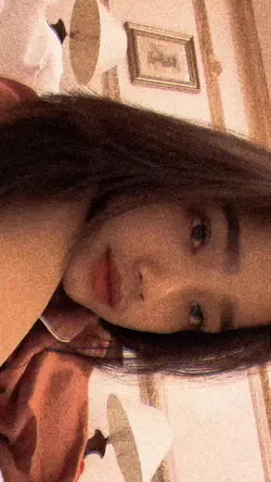 1Video 7foto