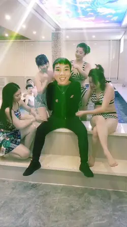 Ngoan Các Em
