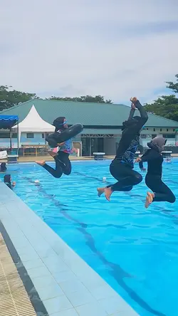 Slowmo kolam 
