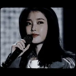 IU