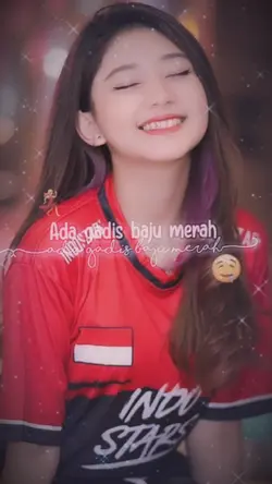gadis baju merah