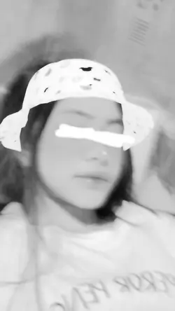 whitw gurll