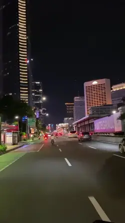 2 video 15 foto