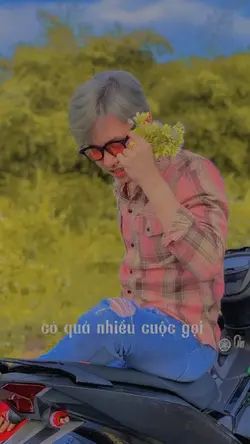 Lyric + màu
