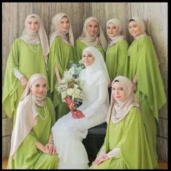 Cantik baju pesta