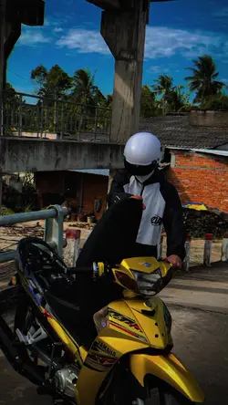 NHẠC + MÀU UP STORY