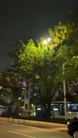mentahan jalan malam