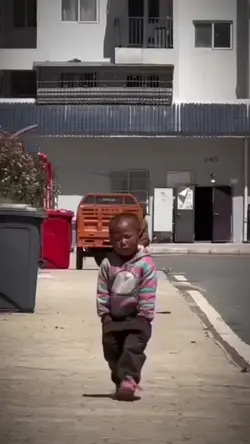 Đứa trẻ vô tư năm ấy