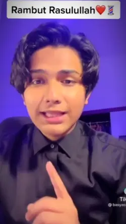 Rambut model belah