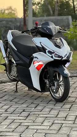 trend motor x ayang 
