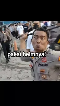 Pakai Helmnya 