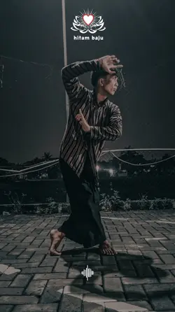 Hitam Baju